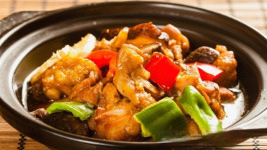 杨铭宇黄焖鸡米饭（妇幼保健站店）的图标