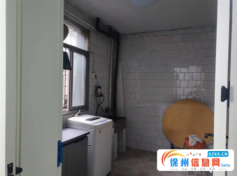 老火车站旁 整租两室 2楼 直租 无中介